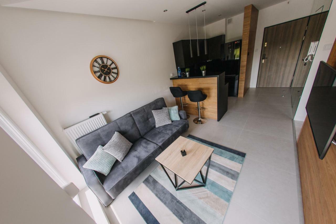 Hypnotize Apartment Конин Екстериор снимка