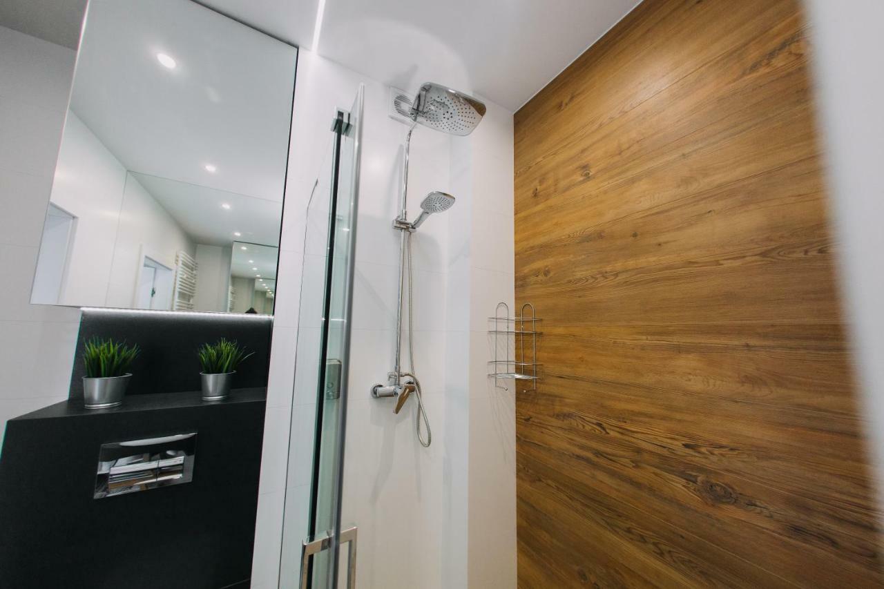 Hypnotize Apartment Конин Екстериор снимка